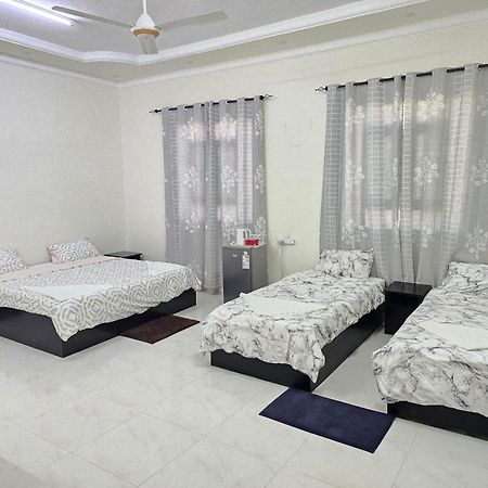 Turtle Guest House 수르 외부 사진